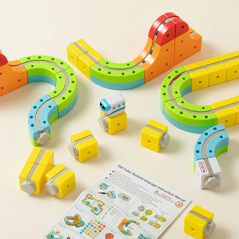 BaliRails™ Magnetic Train Set